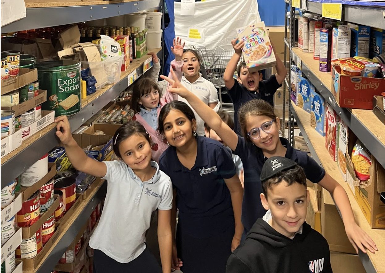 Second Graders Shine with Donations to JCS Kosher Food Bank!